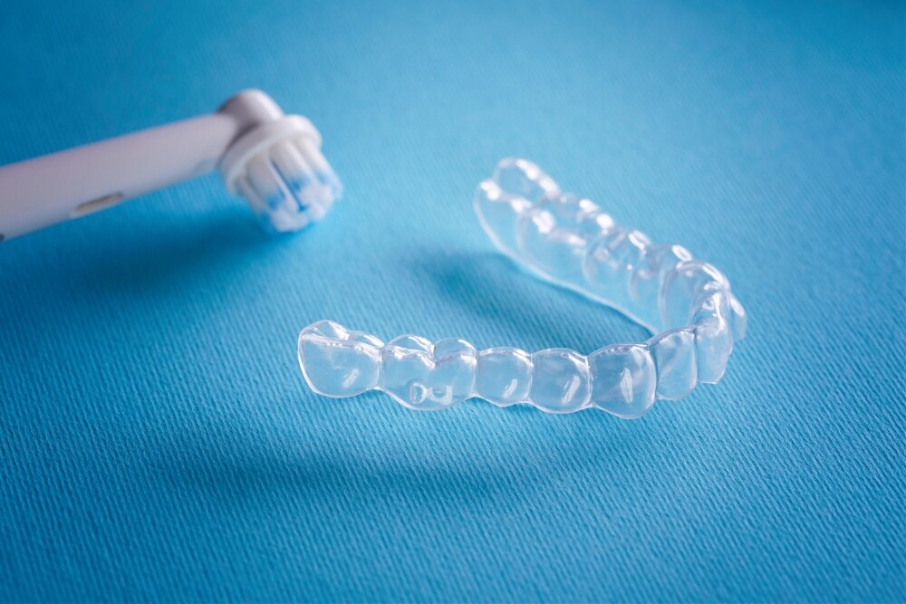 Cleaning Invisalign Aligners: ‘The Dos & Don’ts’